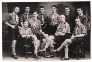Voortrekkers Don Boscogroep met oûbaas Schoones, 1938