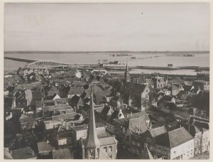 De Halsterse polders gezien vanaf de gereformeerde kerk in Tholen.