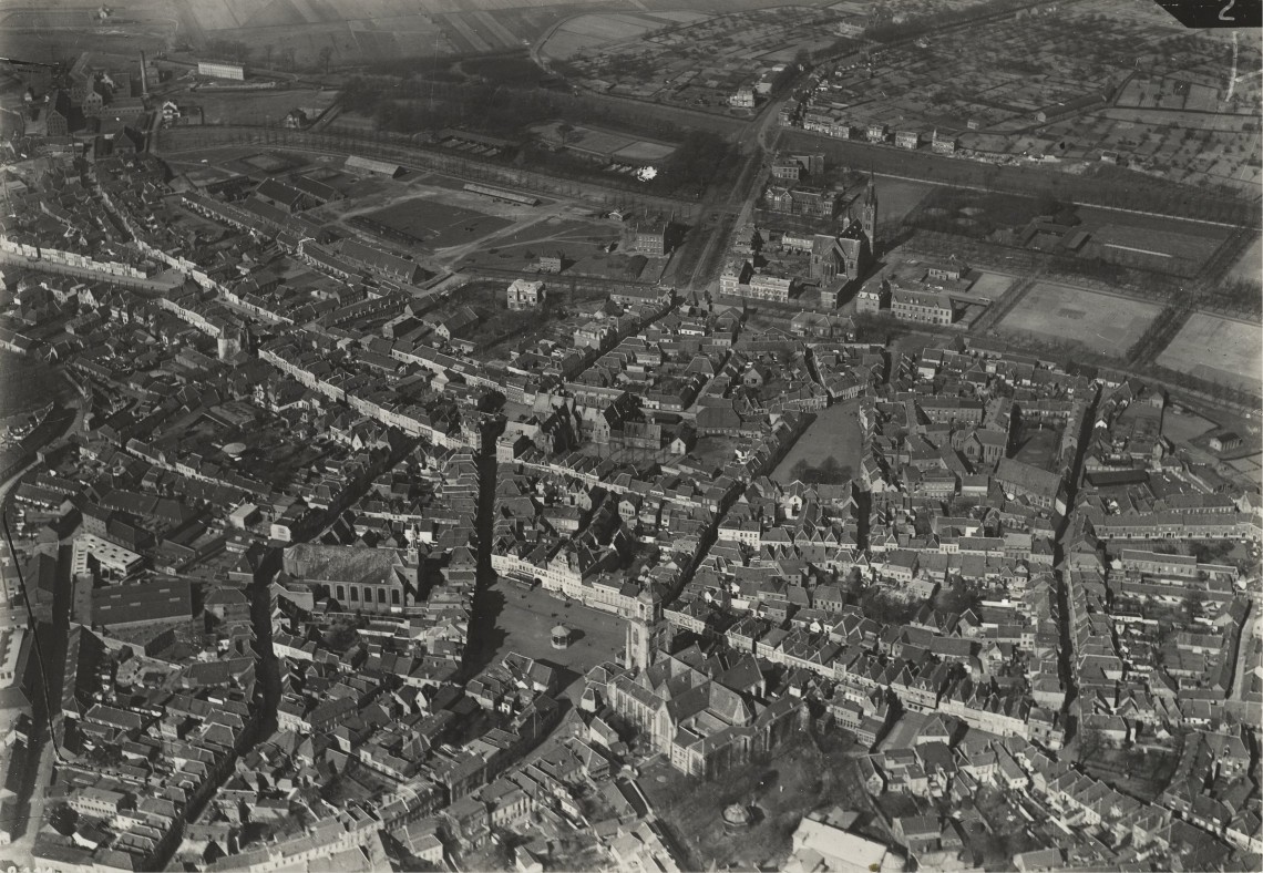 1906-1933 Luchtfoto Centrum BoZ ri NW