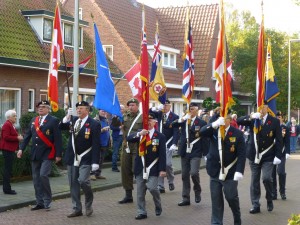 Intussen zijn de voorbereidingen voor het bevrijdingsdefilé in volle gang