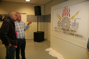 Gijs Asselbergs geeft als SIEB lid een toelichting aan Willem Hoedelmans
