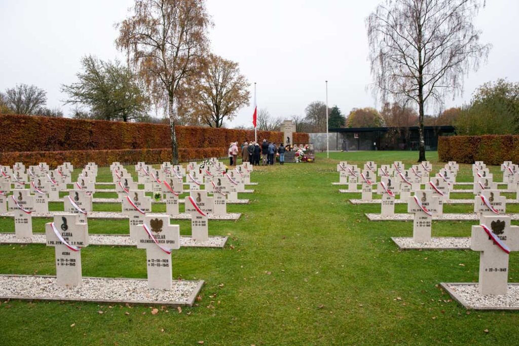 Maczek Memorial Breda